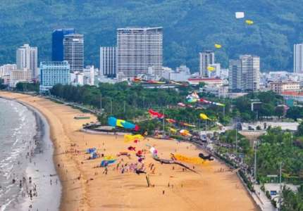 Lễ hội thả diều trên bãi biển Quy Nhơn